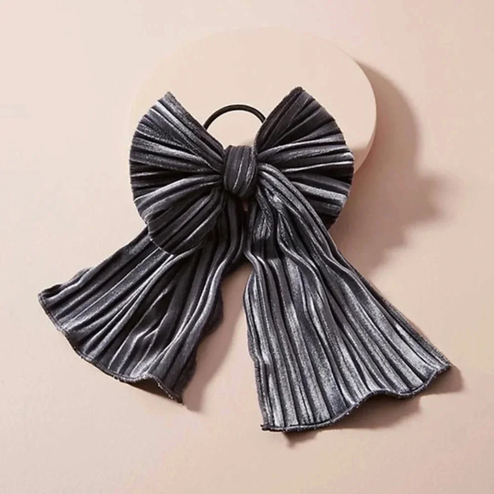Anthropologie Grey Pleated Velvet Ponytail Bow